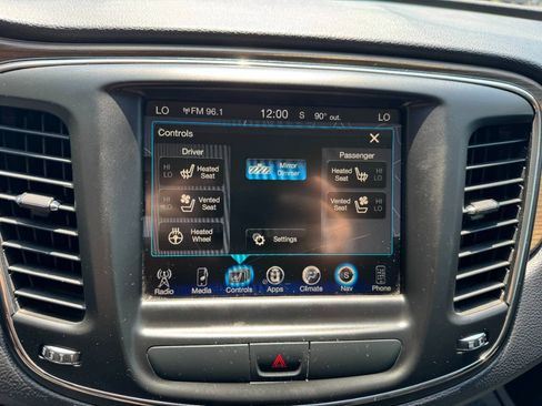 Used 2015 Chrysler 200 C w/ Navigation & Sound Group I AWD/4WD image 20