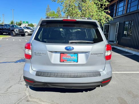 Used 2016 Subaru Forester 2.5i Touring w/ Eyesight & Navigation System AWD/4WD image 4