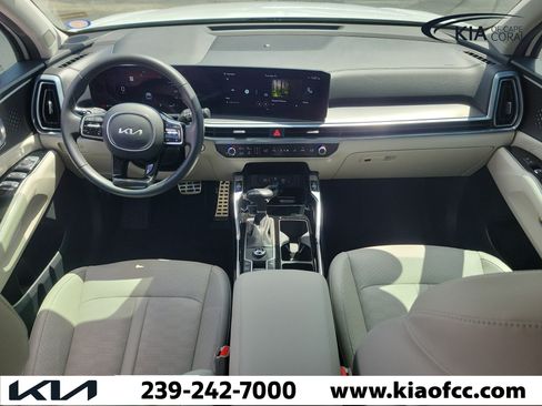 Certified 2024 Kia Sorento SX FWD image 16