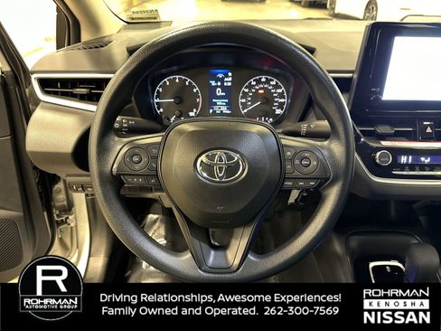 Used 2025 Toyota Corolla LE image 11