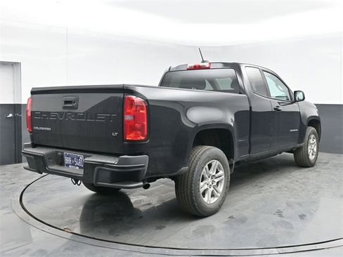 Used 2021 Chevrolet Colorado LT w/ Fleet Safety Package image 10