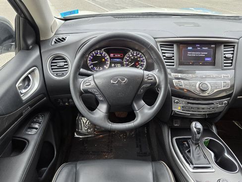 Used 2019 INFINITI QX60 Luxe w/ Essential Package image 10