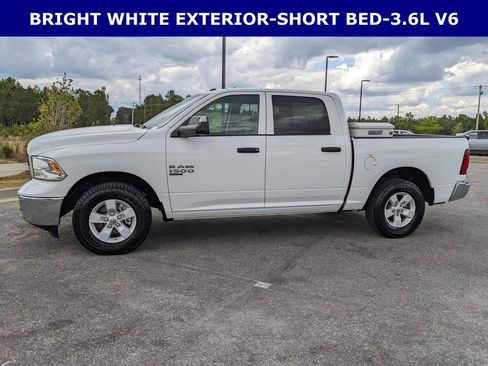 Used 2022 RAM 1500 Tradesman w/ Chrome Appearance Group AWD/4WD image 5