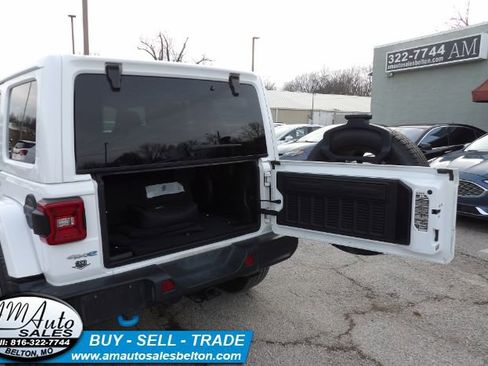 Used 2023 Jeep Wrangler Sahara w/ Cold Weather Group AWD/4WD image 39