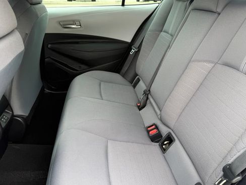 Used 2025 Toyota Corolla SE FWD image 24