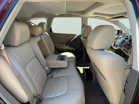 Used 2011 Nissan Murano SV AWD/4WD image 19