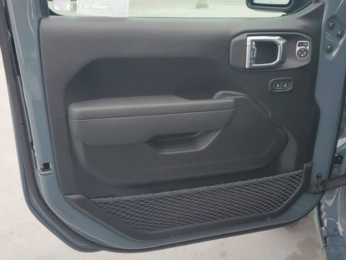 New 2026 Jeep Gladiator Sport image 11