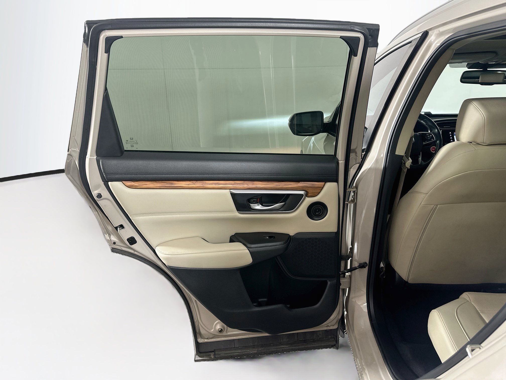 Used 2019 Honda CR-V Touring image 27