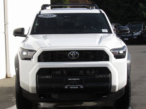 Certified 2025 Toyota 4Runner TRD Off-Road Premium image 3