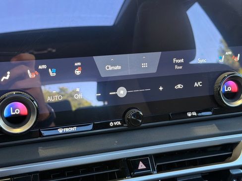 Certified 2025 Lexus RX 450h AWD w/ Convenience Package image 27