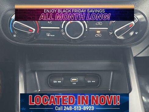 Used 2023 Kia Soul LX w/ LX Technology Package image 19