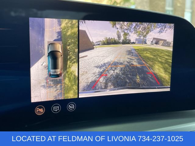 Used 2024 Cadillac Lyriq Sport w/ LPO, Floor Liner Package AWD/4WD image 14