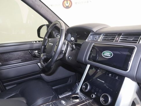 Used 2020 Land Rover Range Rover Autobiography image 38