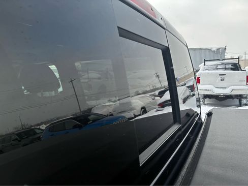 Used 2021 RAM 1500 Laramie image 11