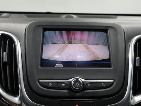 Used 2020 Chevrolet Equinox LT image 27
