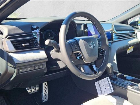 New 2026 Toyota Camry SE image 3