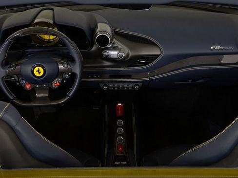 Used 2022 Ferrari F8 Tributo image 22