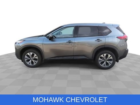 Used 2021 Nissan Rogue SV AWD/4WD image 5