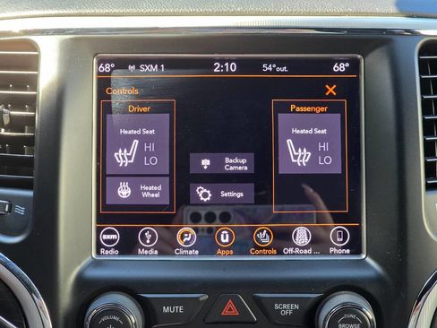 Used 2018 Jeep Grand Cherokee Limited image 25