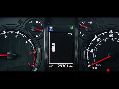 Used 2022 Toyota 4Runner SR5 Premium w/ Moonroof Package image 14