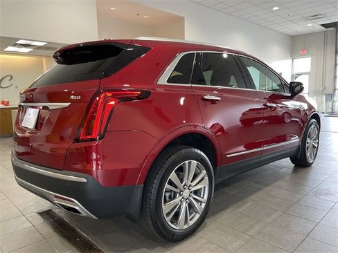 Certified 2023 Cadillac XT5 Premium Luxury image 6