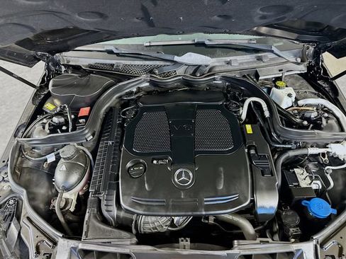 Used 2014 Mercedes-Benz C 300 4MATIC Sedan image 30