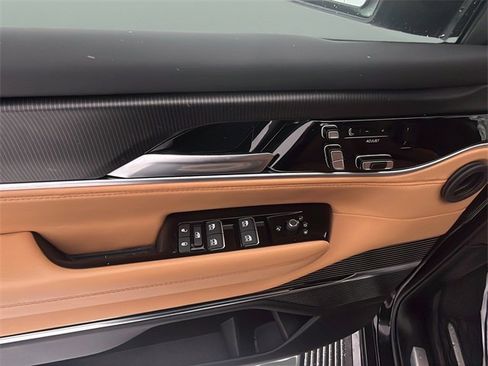 Used 2025 Jeep Grand Wagoneer Series III w/ Rear Seat Video Group 1 image 22