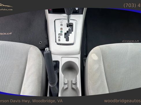 Used 2012 Toyota Corolla L image 18