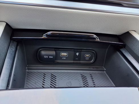 Used 2025 Kia Sportage EX image 30