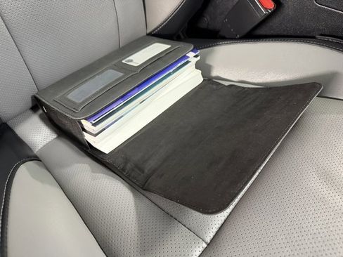 Used 2021 Subaru Outback Limited image 28