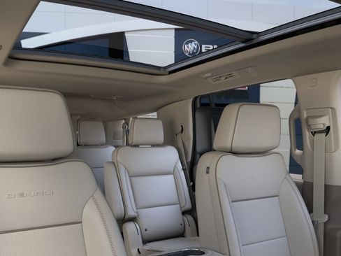 New 2026 GMC Yukon Denali w/ Denali Reserve Package RWD image 24