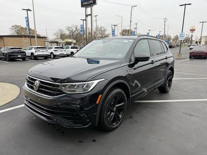 Used 2024 Volkswagen Tiguan SE R-Line