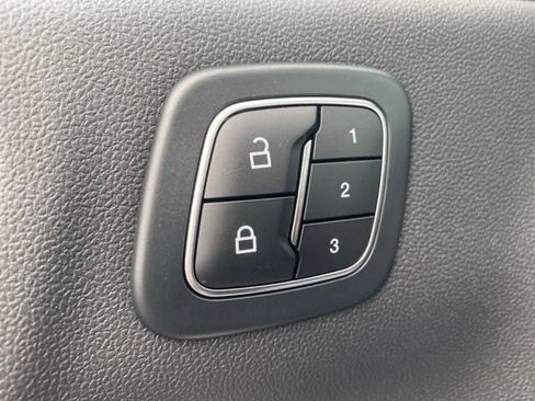 New 2024 Ford Escape Platinum w/ Premium Technology Package AWD/4WD image 35