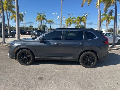 Used 2024 Honda CR-V Sport Touring image 5