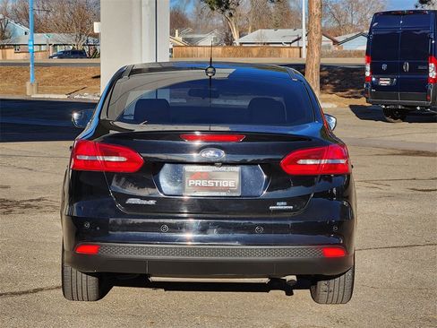 Used 2016 Ford Focus SE w/ Equipment Group 201A image 12