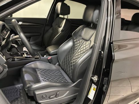 Used 2023 Audi SQ5 Premium Plus w/ Premium Plus Package AWD/4WD image 7