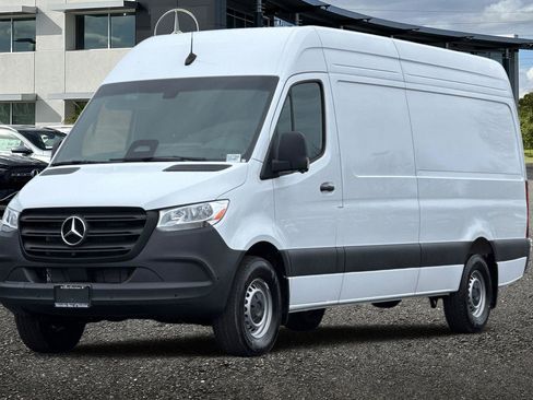 New 2026 Mercedes-Benz Sprinter 2500 image 8