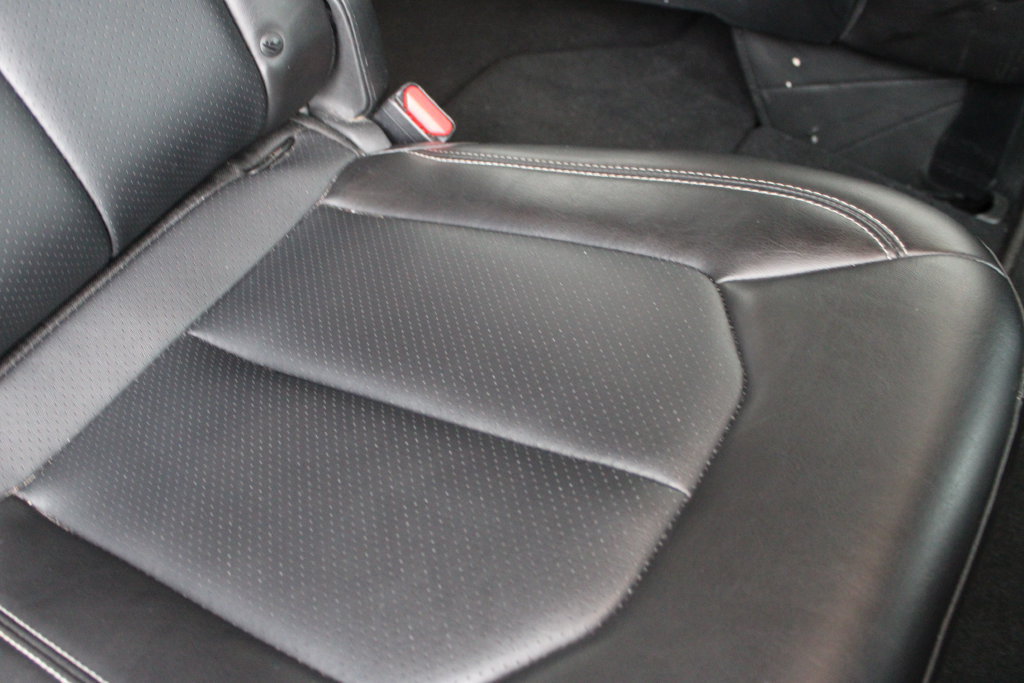 Used 2025 Chrysler Pacifica Select FWD image 25