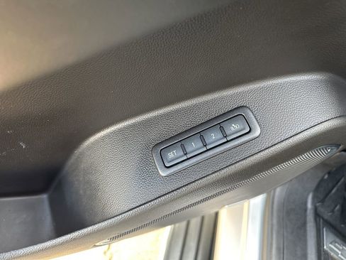 Used 2016 Chevrolet Tahoe LTZ image 20