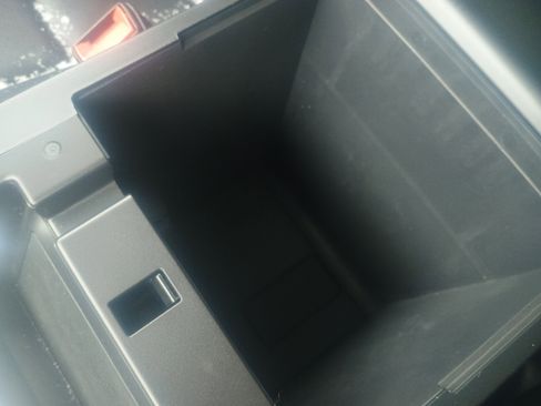 Certified 2023 Ford Explorer XLT w/ Equipment Group 202A image 32