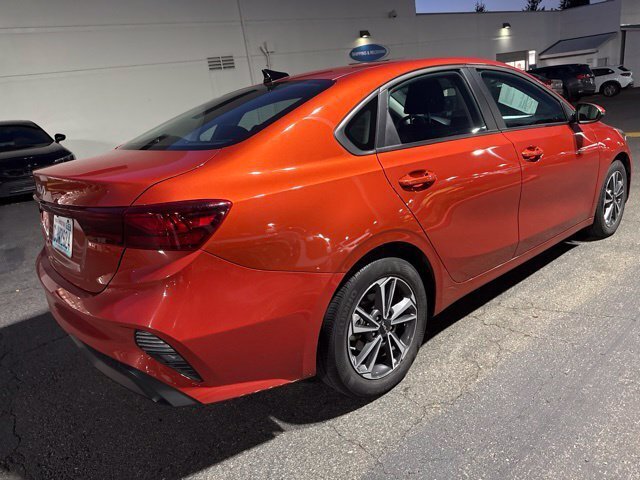 Used 2023 Kia Forte LXS w/ LXS Technology Package FWD image 4
