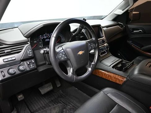 Used 2018 Chevrolet Tahoe Premier AWD/4WD image 12