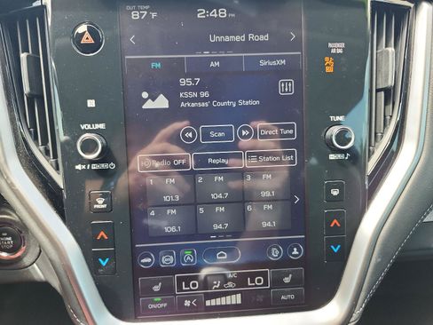 Used 2025 Subaru Outback Premium AWD/4WD image 15