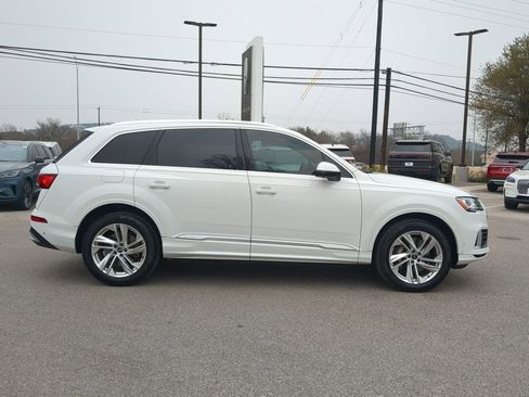 Used 2021 Audi Q7 2.0T Premium w/ Convenience Package image 2