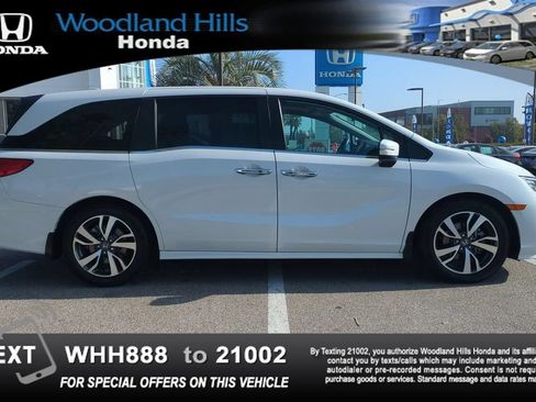 Certified 2023 Honda Odyssey Touring image 4
