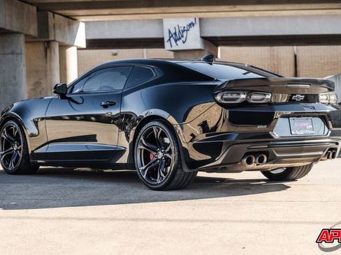 Used 2020 Chevrolet Camaro SS image 10