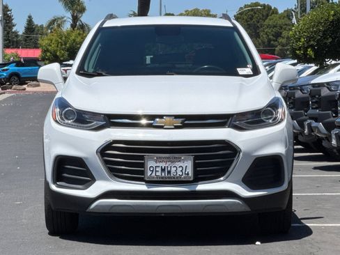 Used 2020 Chevrolet Trax LT w/ LT Convenience Package AWD/4WD image 10