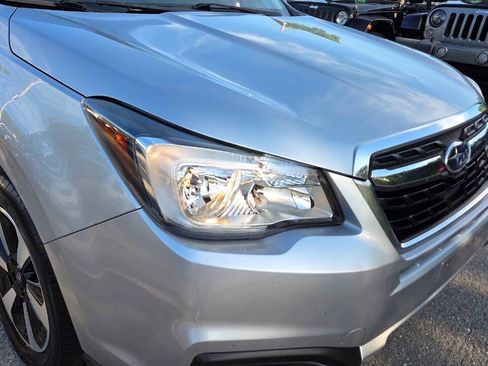 Used 2017 Subaru Forester 2.5i Premium AWD/4WD image 21