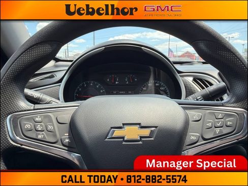 Used 2024 Chevrolet Malibu LT FWD image 25