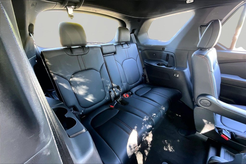 Certified 2025 Honda Pilot TrailSport image 18